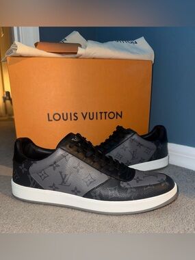 Louis Vuitton Rivoli Monogram Eclipse Sneakers Gray Black Leather LV 9.5 US 10.5